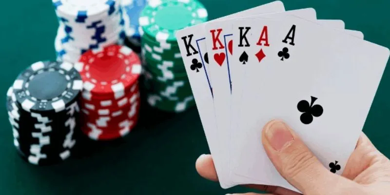 Mẹo chơi Bài Cào Tố: Cách tối ưu hóa chiến lược cược 4 Tổng hợp mẹo chơi bài cào tố với chiến lược thông minh từ cao thủ