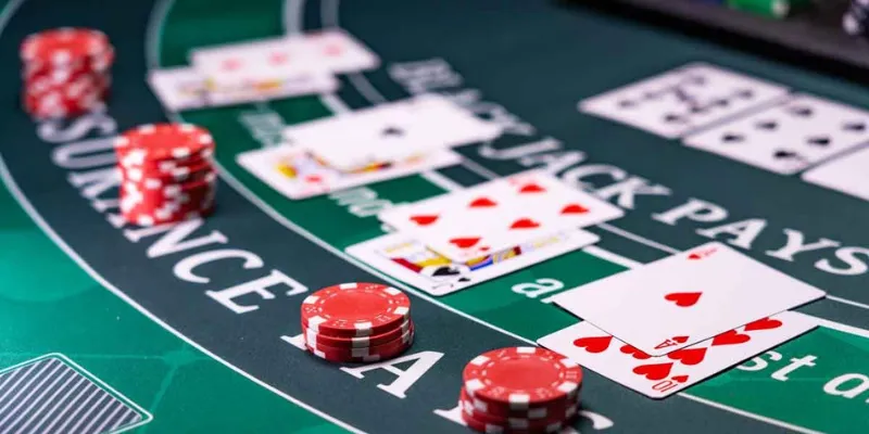 Cách chơi blackjack hiệu quả - Chiến thuật đặt cược an toàn 3 Các tính năng đặc biệt để chơi blackjack