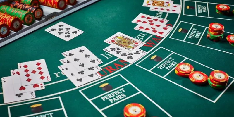 Cách chơi blackjack hiệu quả - Chiến thuật đặt cược an toàn 4 Cách chơi blackjack hiệu quả dễ dàng thắng lớn